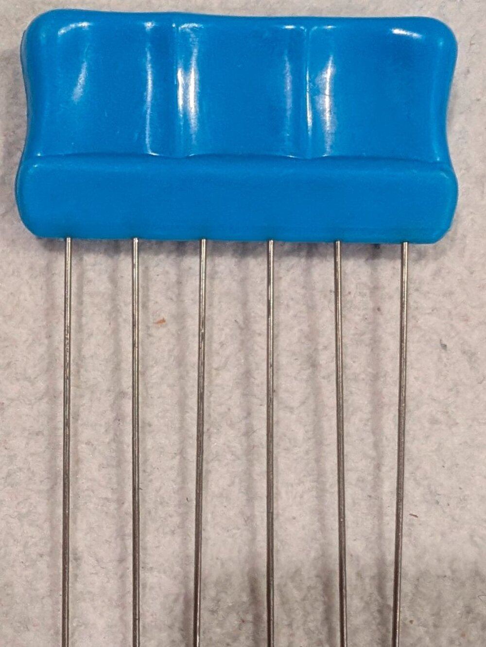 Vintage Blue Hair Pick 6 Prong Metal Retro 90s Y2K Hair Accessory - 1350